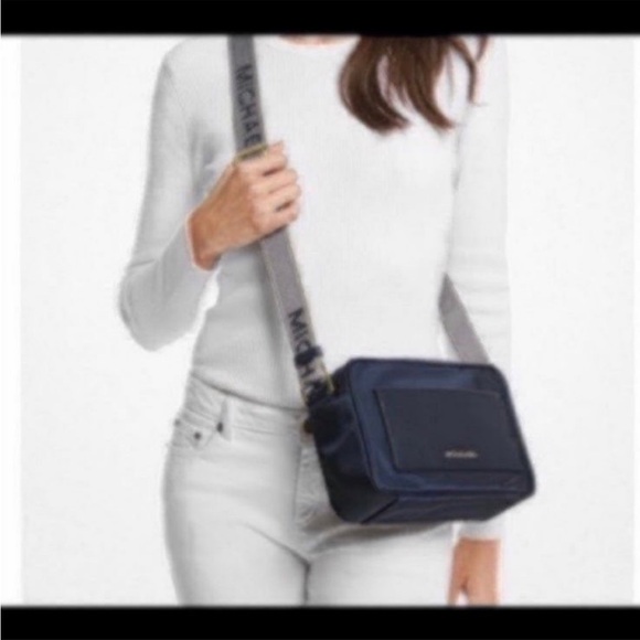 Michael Kors Blue Crossbody Bag with Adjustable Strap Brand NEW with tags - Picture 1 of 12